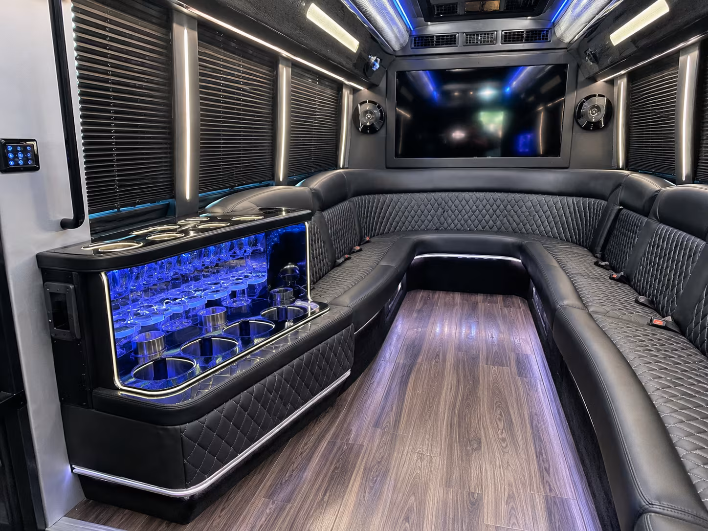 Turlock Winery Tour & Pub Crawl Transportation