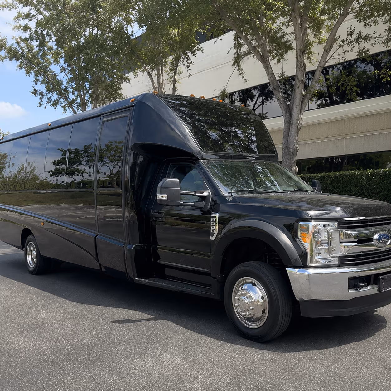 Visalia Birthday, Sweet 16, & Quinceañera Transportation party bus exterior